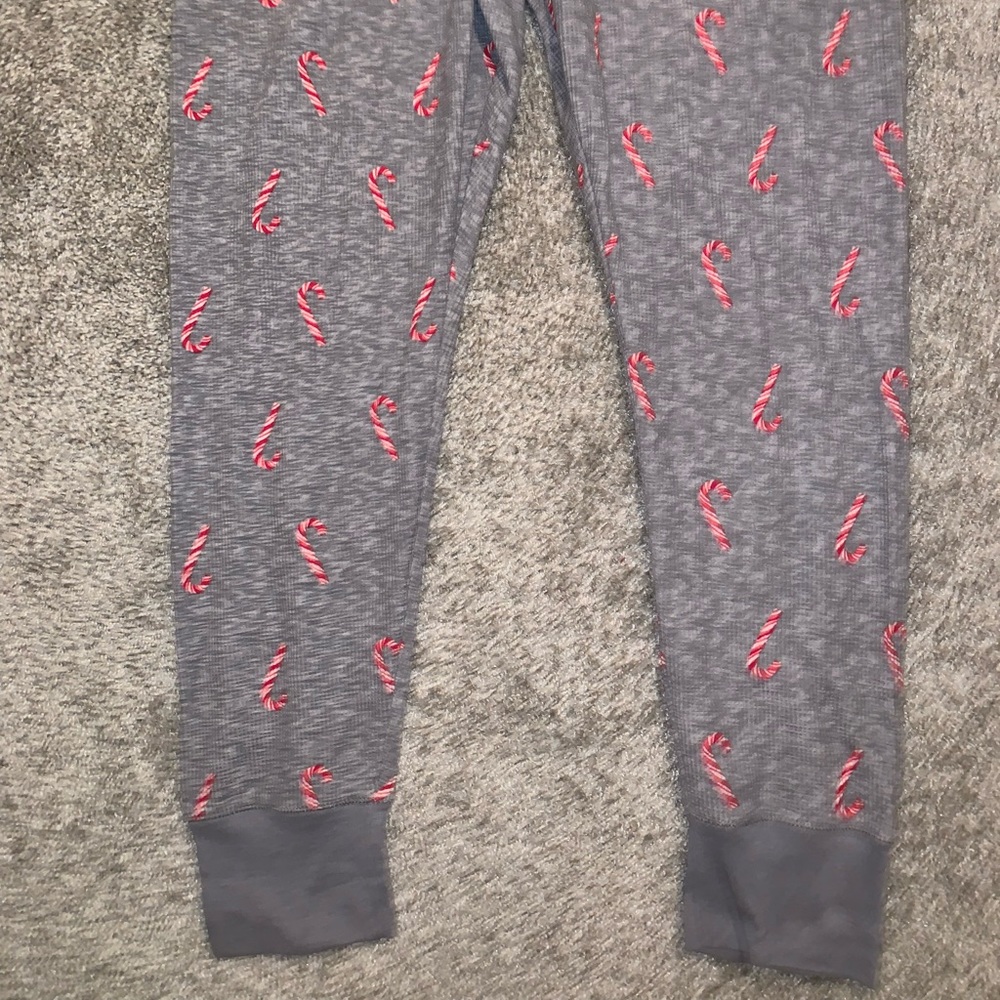 BRAND NWT Old Navy Gray Candy Cane Cropped Pants - Picture 5 of 10
